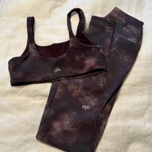 Alo Yoga matching set